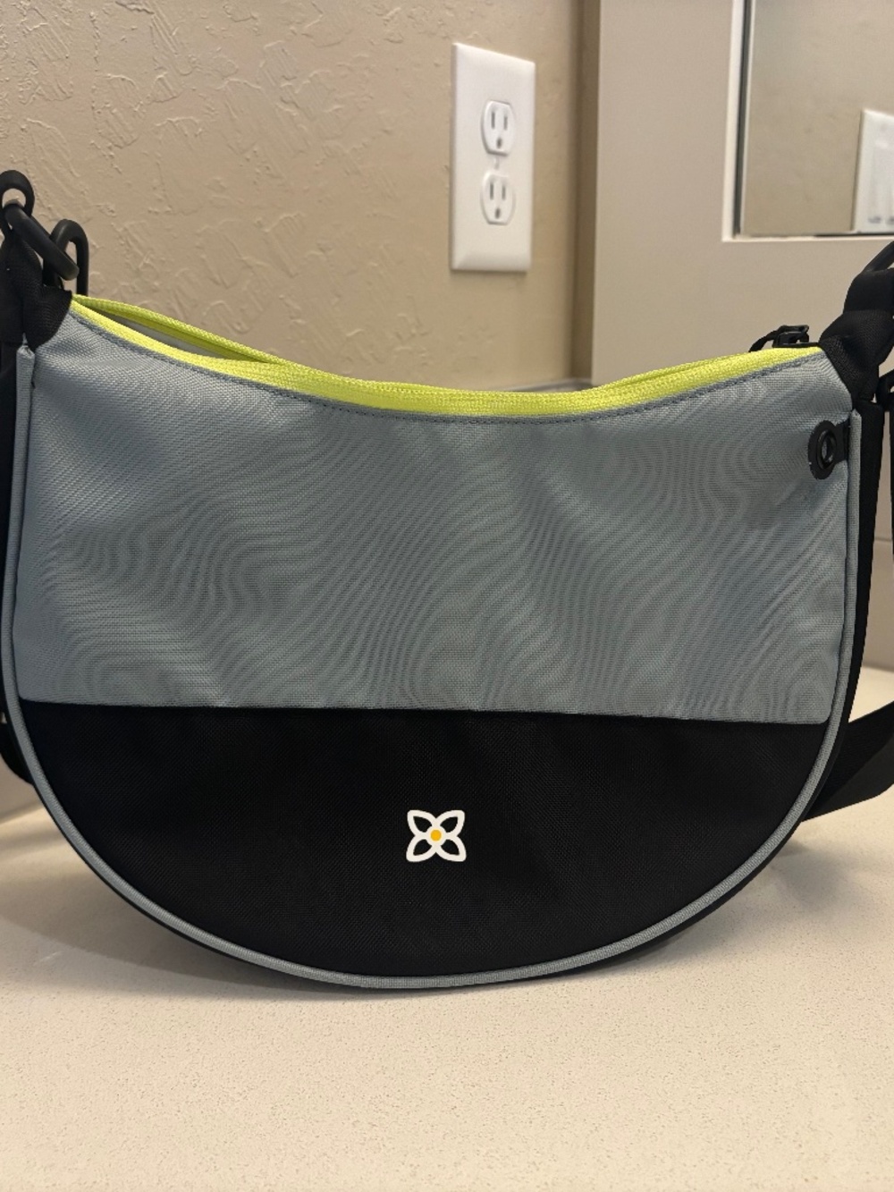Sherpani Crossbody bag